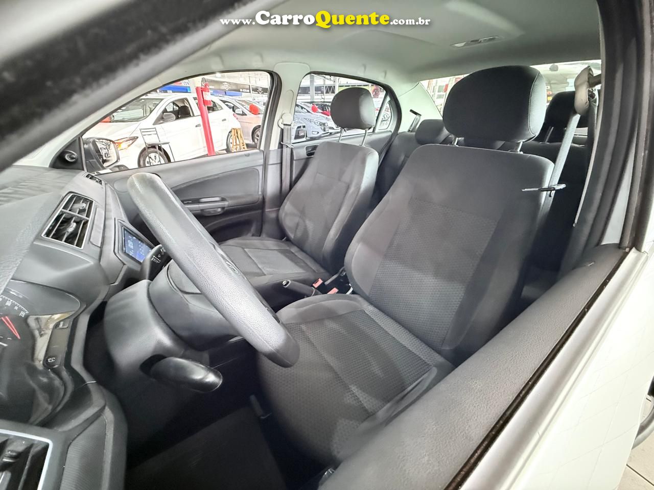 VOLKSWAGEN VOYAGE 1.0 12V MPI TOTALFLEX 2023 - Loja