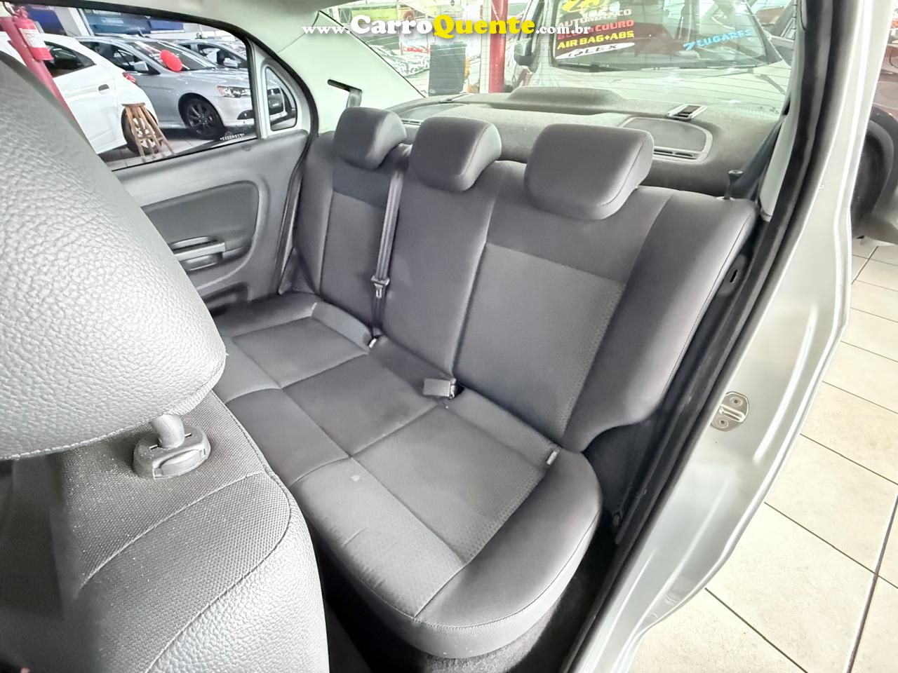 VOLKSWAGEN VOYAGE 1.0 12V MPI TOTALFLEX 2023 - Loja
