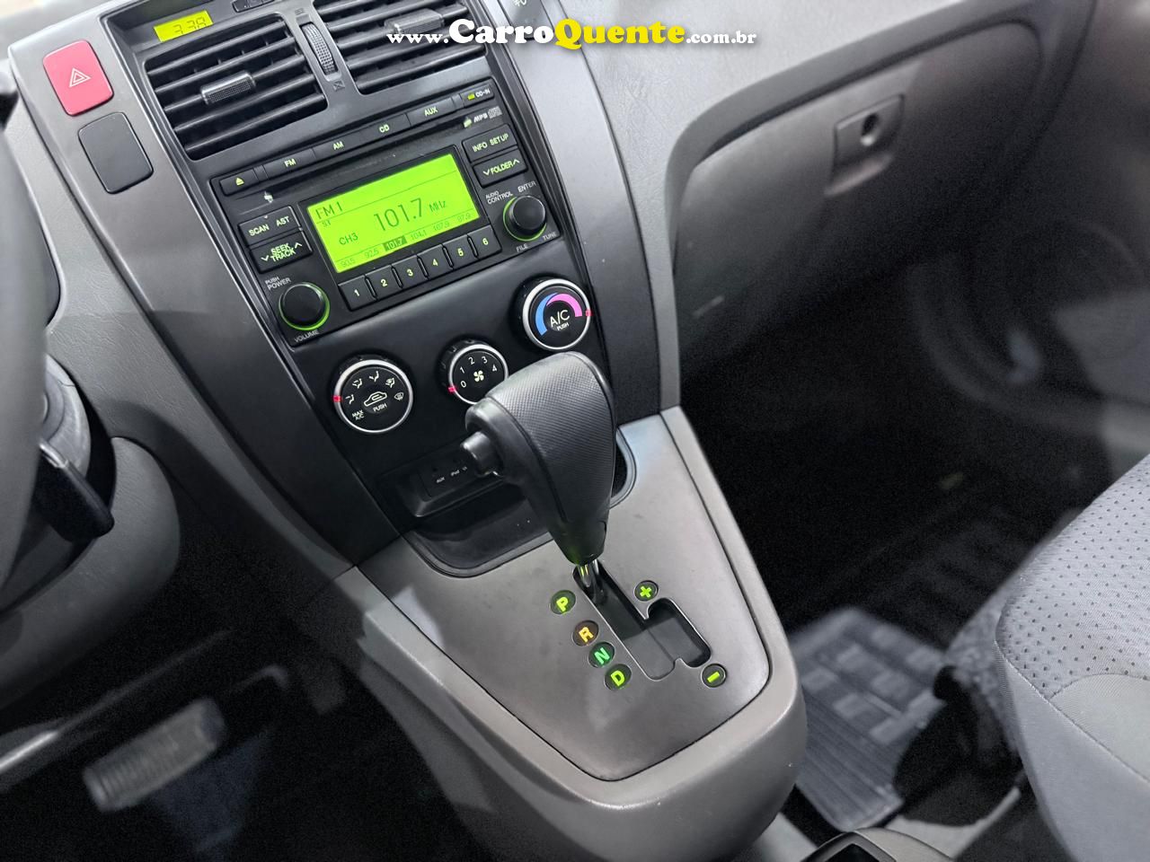 HYUNDAI TUCSON 2.0 GL 2WD 16V 2010 - Loja