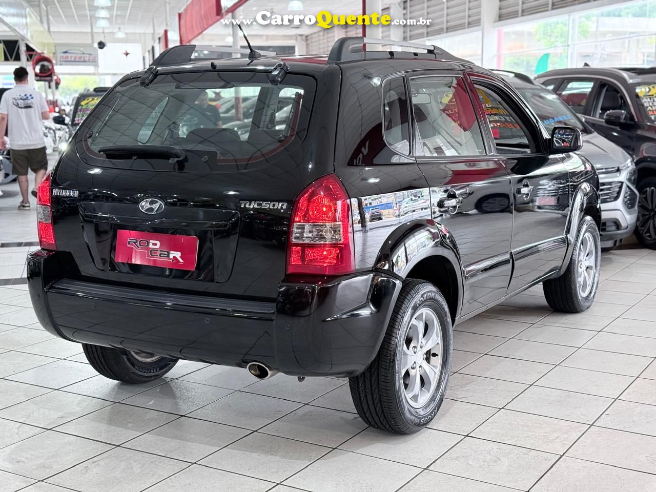 HYUNDAI TUCSON 2.0 GL 2WD 16V 2010 - Loja