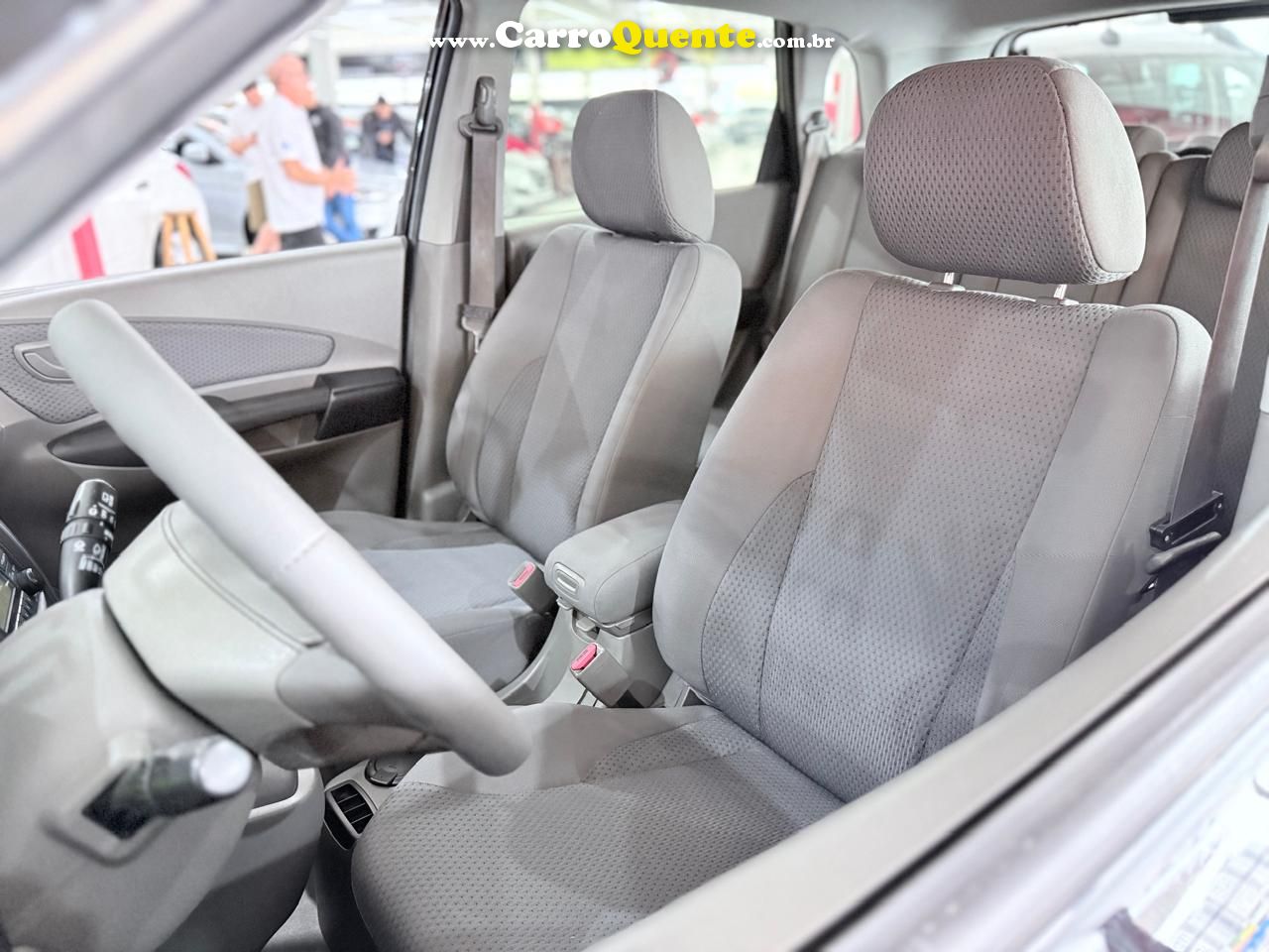 HYUNDAI TUCSON 2.0 GL 2WD 16V 2010 - Loja
