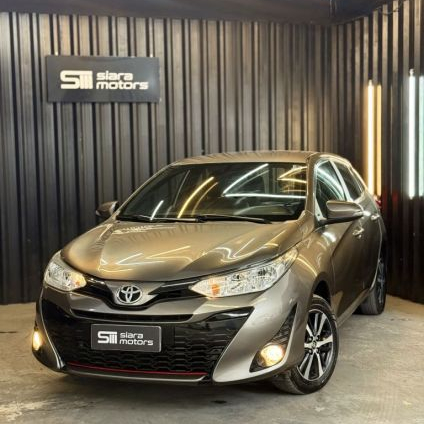 TOYOTA   YARIS XS 1.5 FLEX 16V 5P AUT.   CINZA 2019 1.5 FLEX