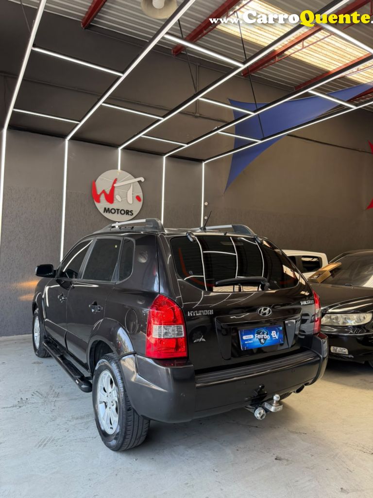 HYUNDAI   TUCSON 2.0 16V MEC.   PRETO 2011 2.0 GASOLINA - Loja