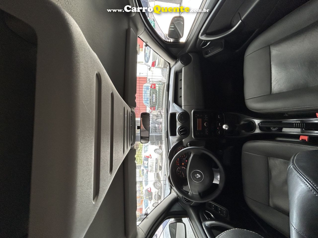 RENAULT   DUSTER DYNAMIQUE 1.6 FLEX 16V MEC.   PRATA 2012 1.6 FLEX - Loja