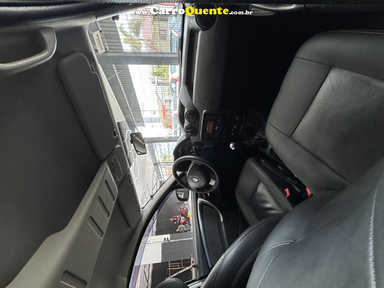 RENAULT   DUSTER DYNAMIQUE 1.6 FLEX 16V MEC.   PRATA 2012 1.6 FLEX - Loja