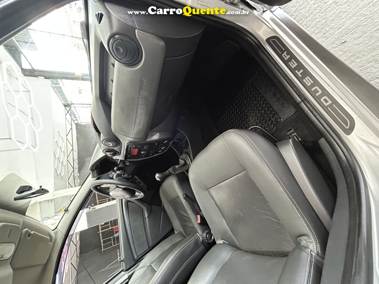 RENAULT   DUSTER DYNAMIQUE 1.6 FLEX 16V MEC.   PRATA 2012 1.6 FLEX - Loja