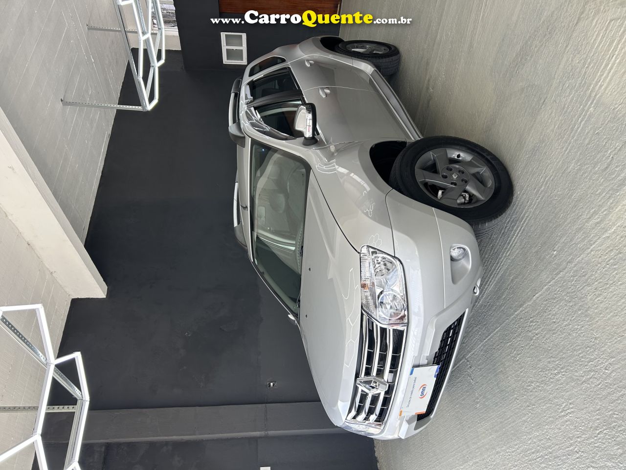 RENAULT   DUSTER DYNAMIQUE 1.6 FLEX 16V MEC.   PRATA 2012 1.6 FLEX - Loja