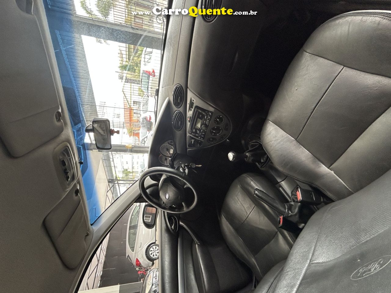 FORD   FOCUS SEDAN 1.61.6 FLEX 8V16V 4P MEC.   PRETO 2008 1.6 FLEX - Loja
