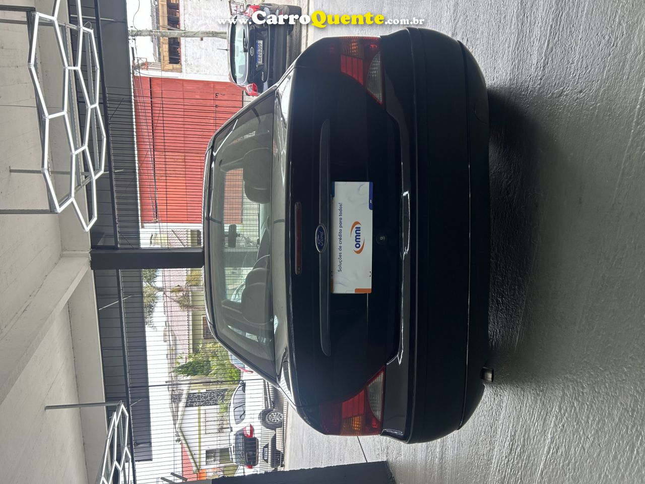 FORD   FOCUS SEDAN 1.61.6 FLEX 8V16V 4P MEC.   PRETO 2008 1.6 FLEX - Loja