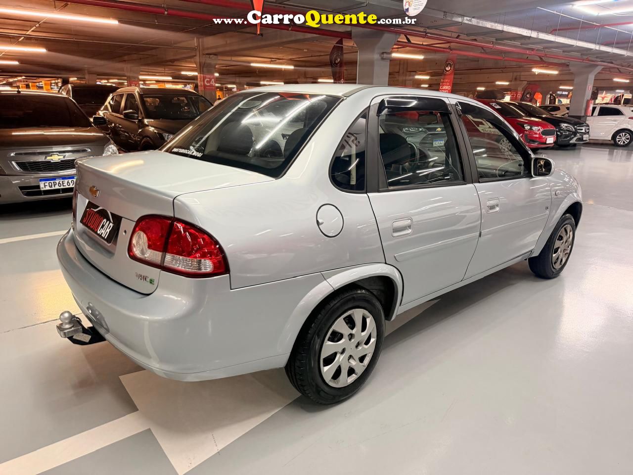 CHEVROLET   CLASSIC LIFELS 1.0 VHC FLEXP. 4P   PRATA 2011 1.0 FLEX - Loja
