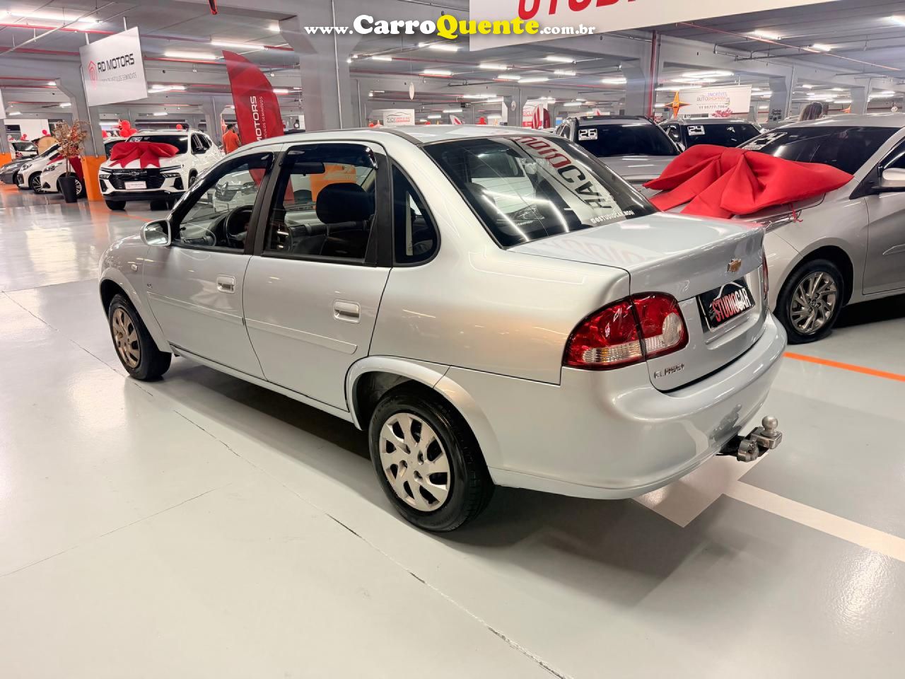 CHEVROLET   CLASSIC LIFELS 1.0 VHC FLEXP. 4P   PRATA 2011 1.0 FLEX - Loja