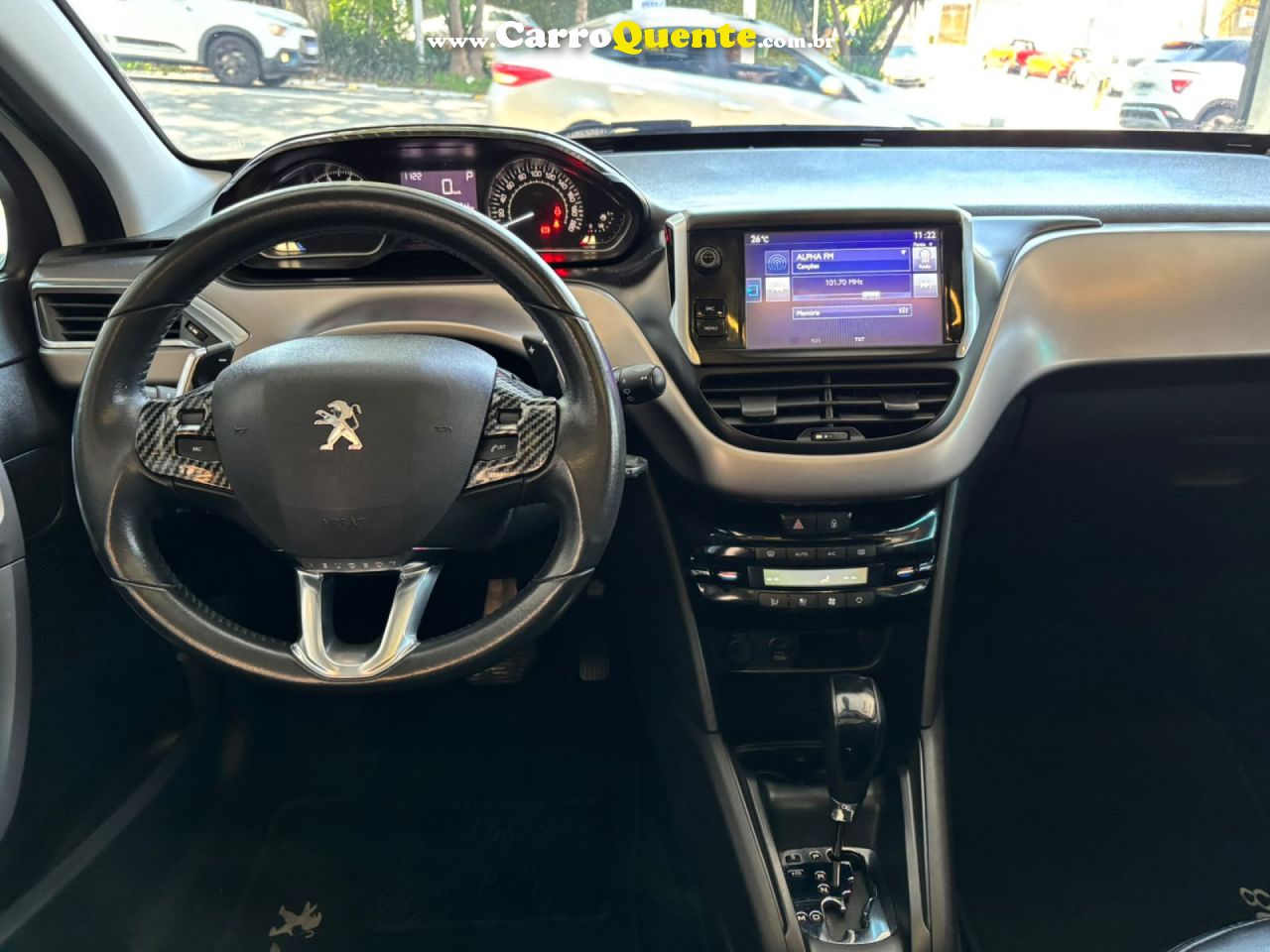 PEUGEOT   208 GRIFFE 1.6 FLEX 16V 5P AUT.   BRANCO 2017 1.6 FLEX - Loja
