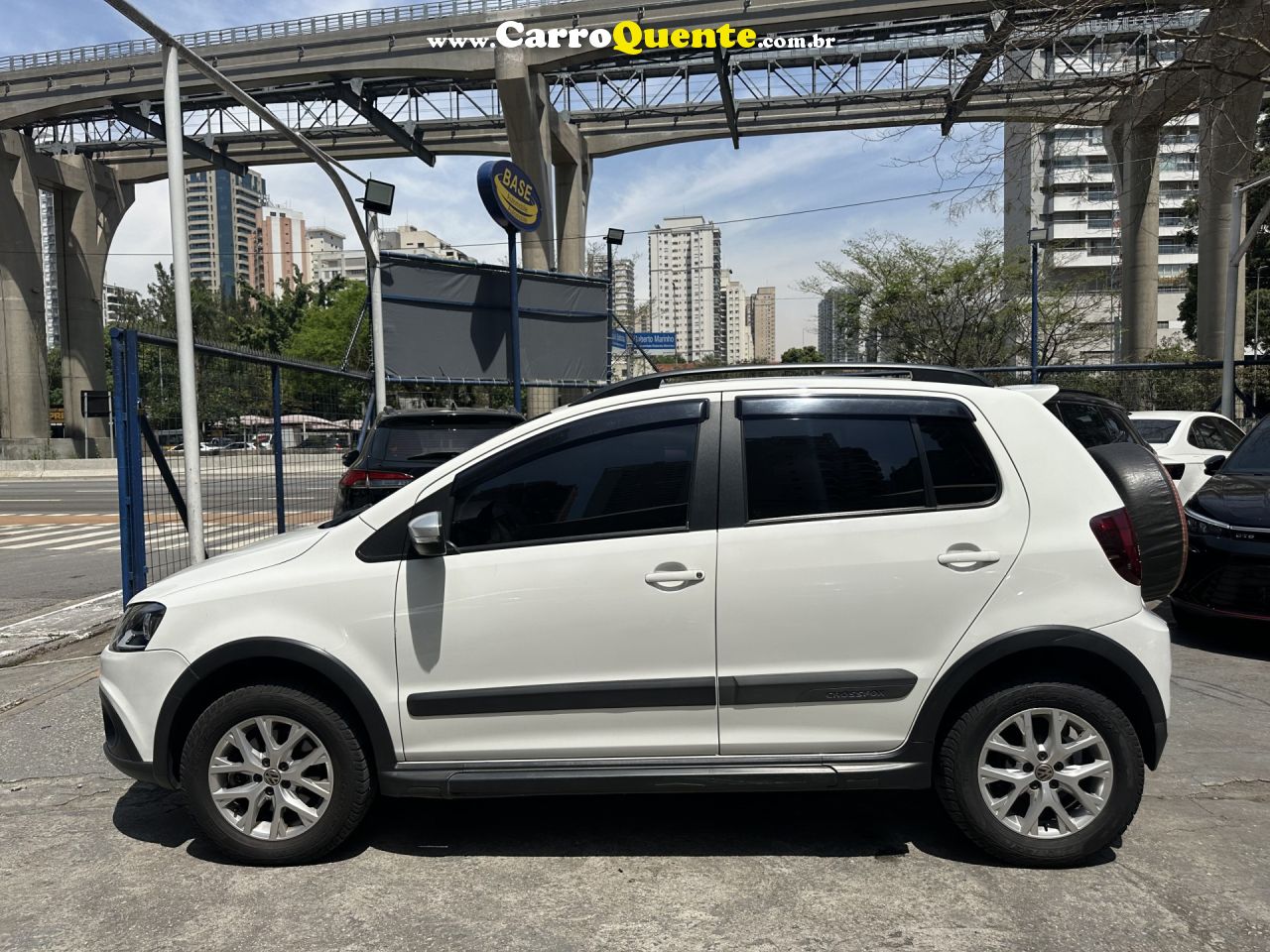 VOLKSWAGEN   CROSSFOX 1.6 MI TOTAL FLEX 8V 5P   BRANCO 2014 1.6 8V FLEX - Loja