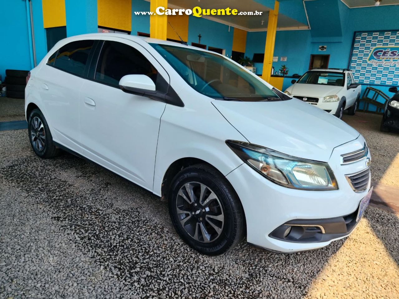 CHEVROLET   ONIX HATCH LTZ 1.4 8V FLEXPOWER 5P MEC.   BRANCO 2014 1.4 FLEX - Loja