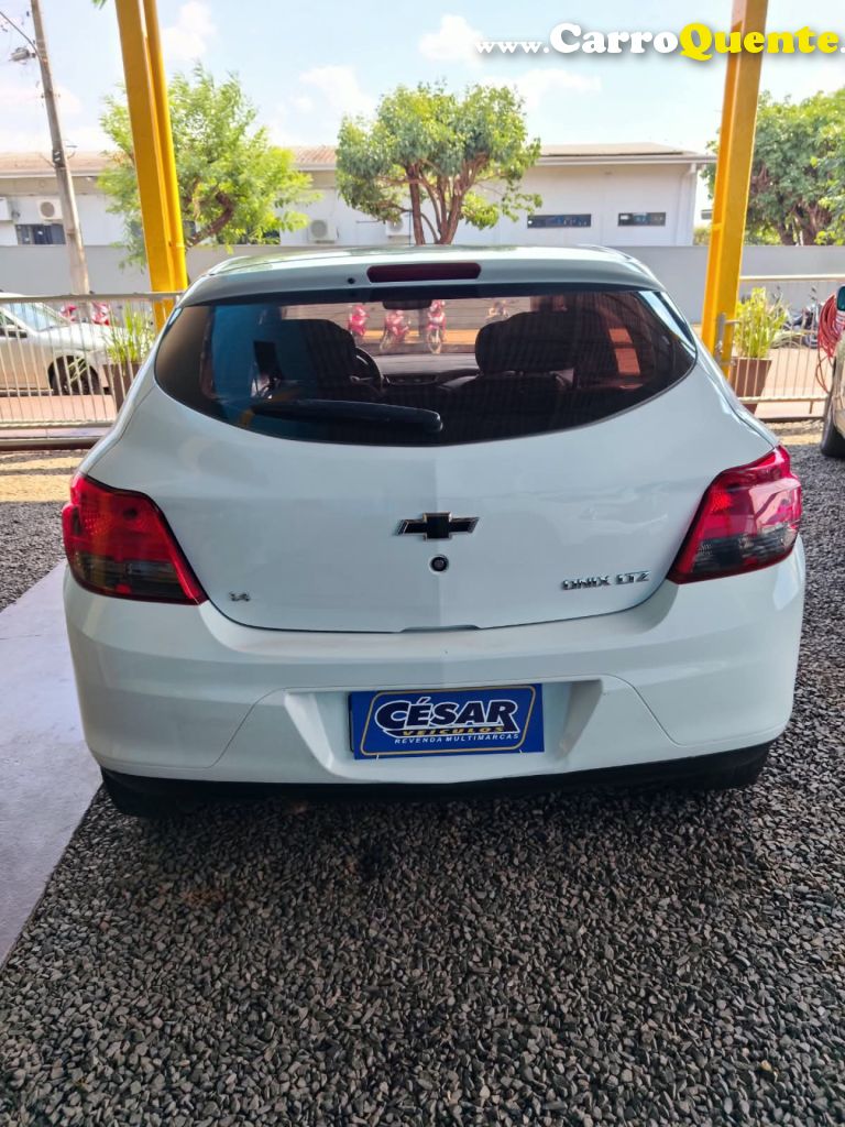 CHEVROLET   ONIX HATCH LTZ 1.4 8V FLEXPOWER 5P MEC.   BRANCO 2014 1.4 FLEX - Loja