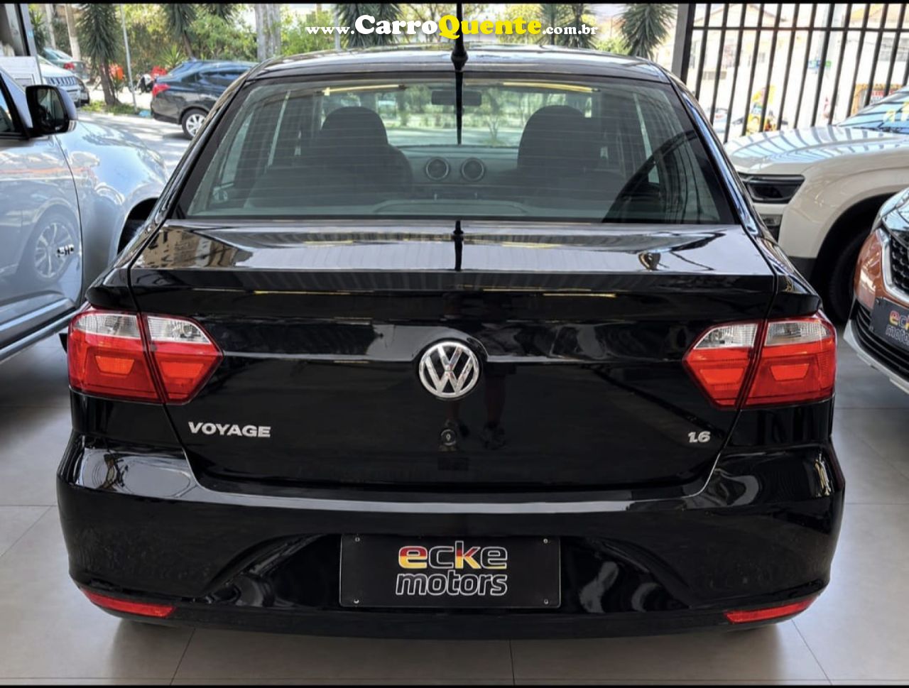 VOLKSWAGEN   VOYAGE TREND 1.6 MI TOTAL FLEX 8V 4P   PRETO 2014 1.6 FLEX - Loja
