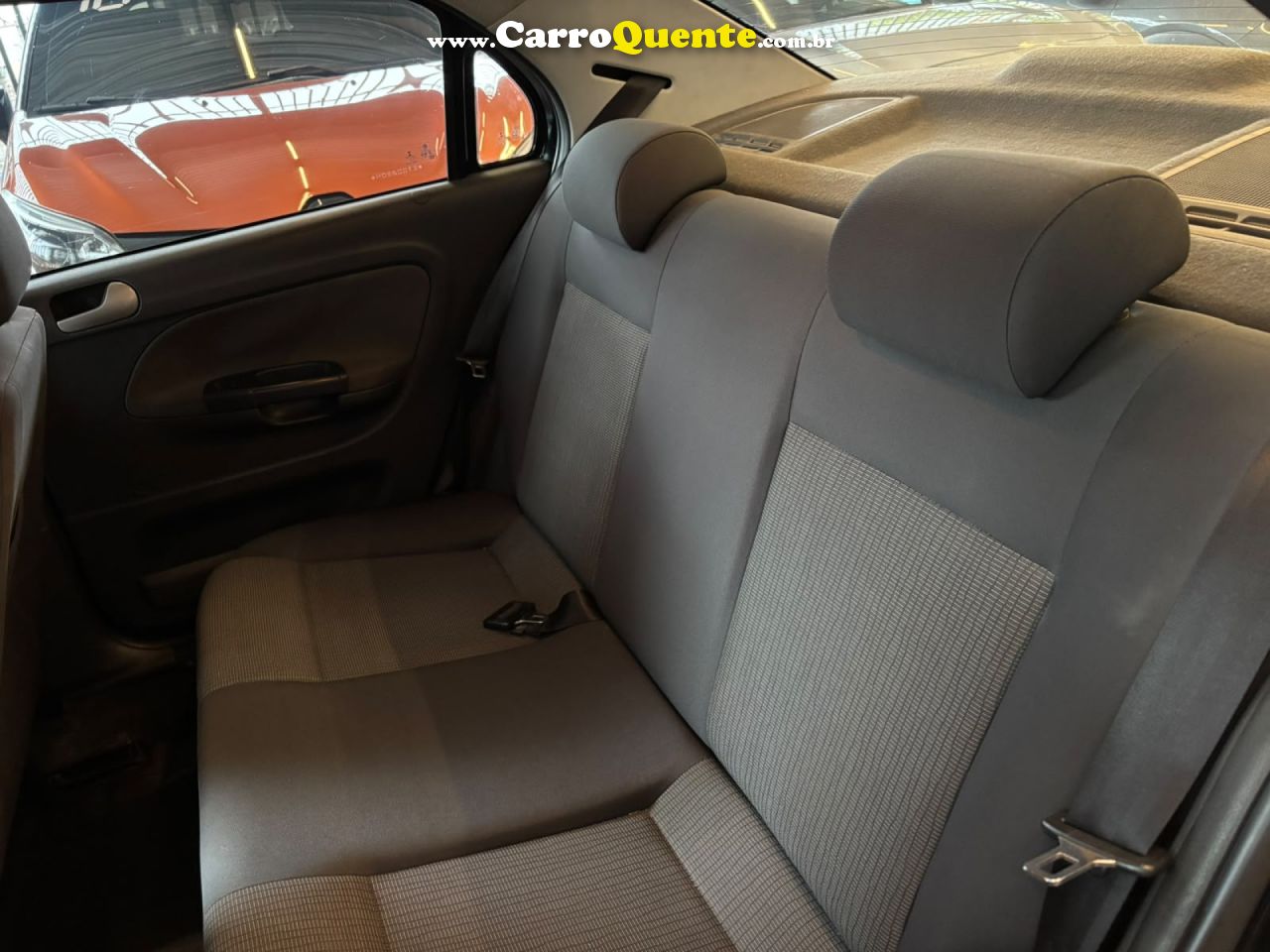 VOLKSWAGEN   VOYAGE TREND 1.6 MI TOTAL FLEX 8V 4P   PRETO 2014 1.6 FLEX - Loja