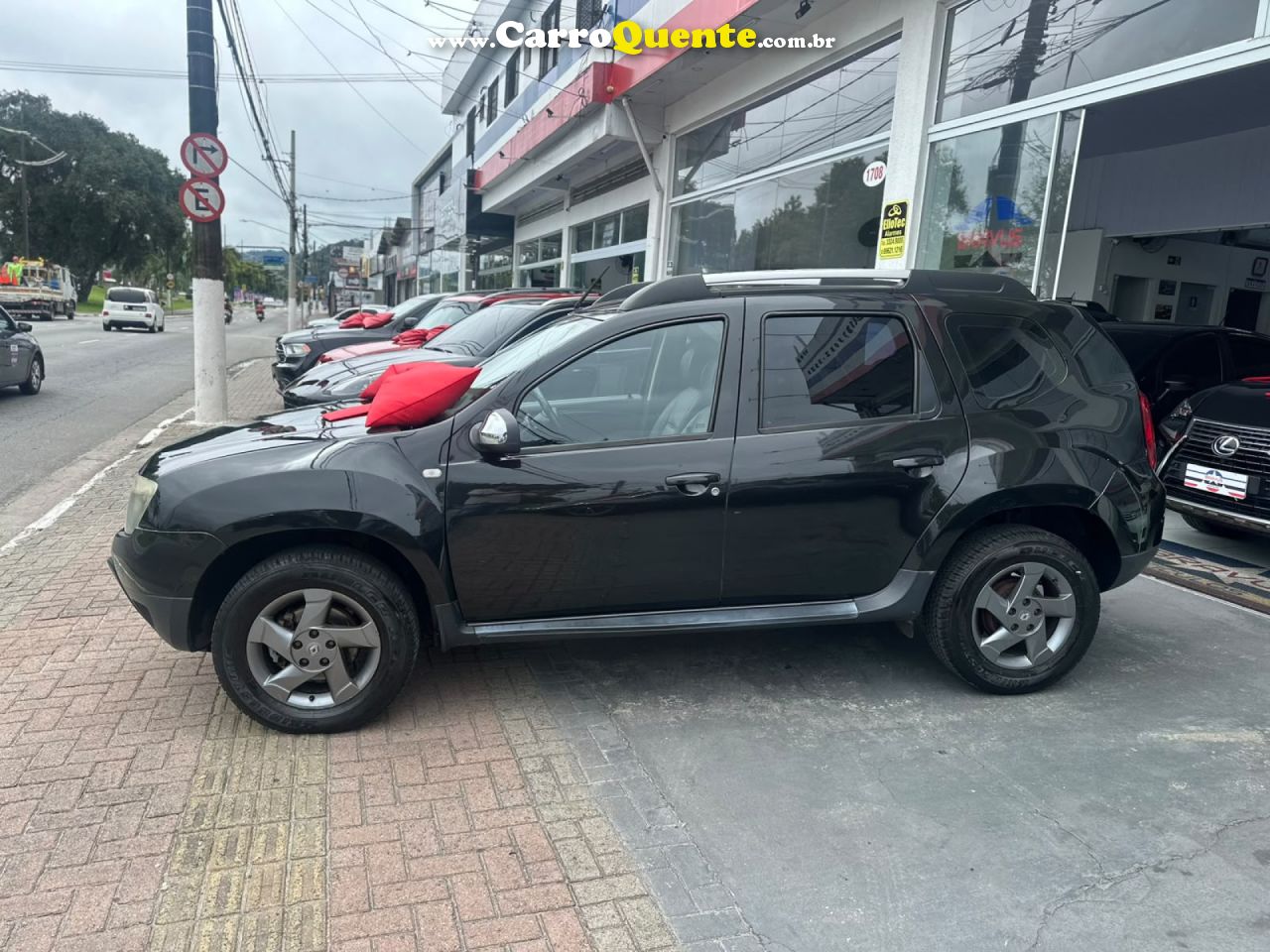 RENAULT   DUSTER DYNAMIQUE 4X4 2.0 HI-FLEX 16V MEC   PRETO 2013 2.0 FLEX - Loja