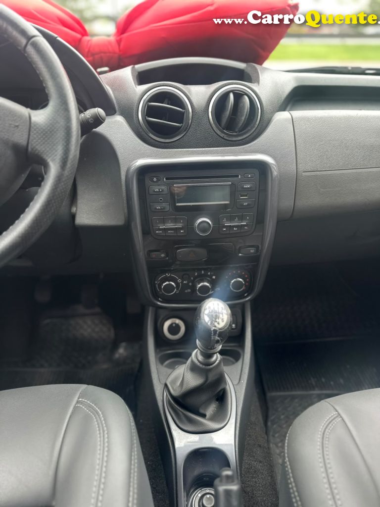 RENAULT   DUSTER DYNAMIQUE 4X4 2.0 HI-FLEX 16V MEC   PRETO 2013 2.0 FLEX - Loja