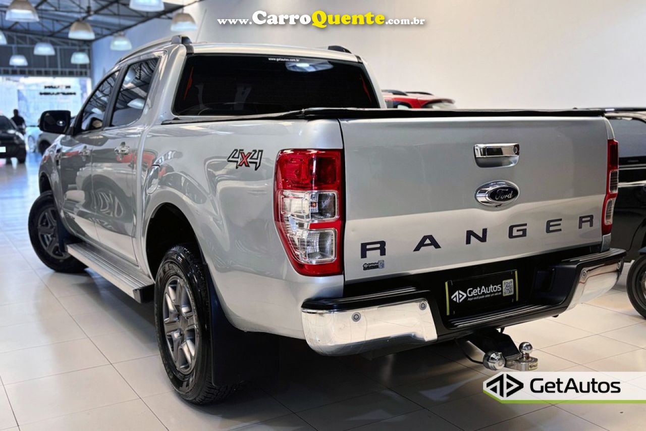 FORD   RANGER LIMITED 3.2 20V 4X4 CD AUT. DIES.   PRATA 2014 3.2 DIESEL - Loja