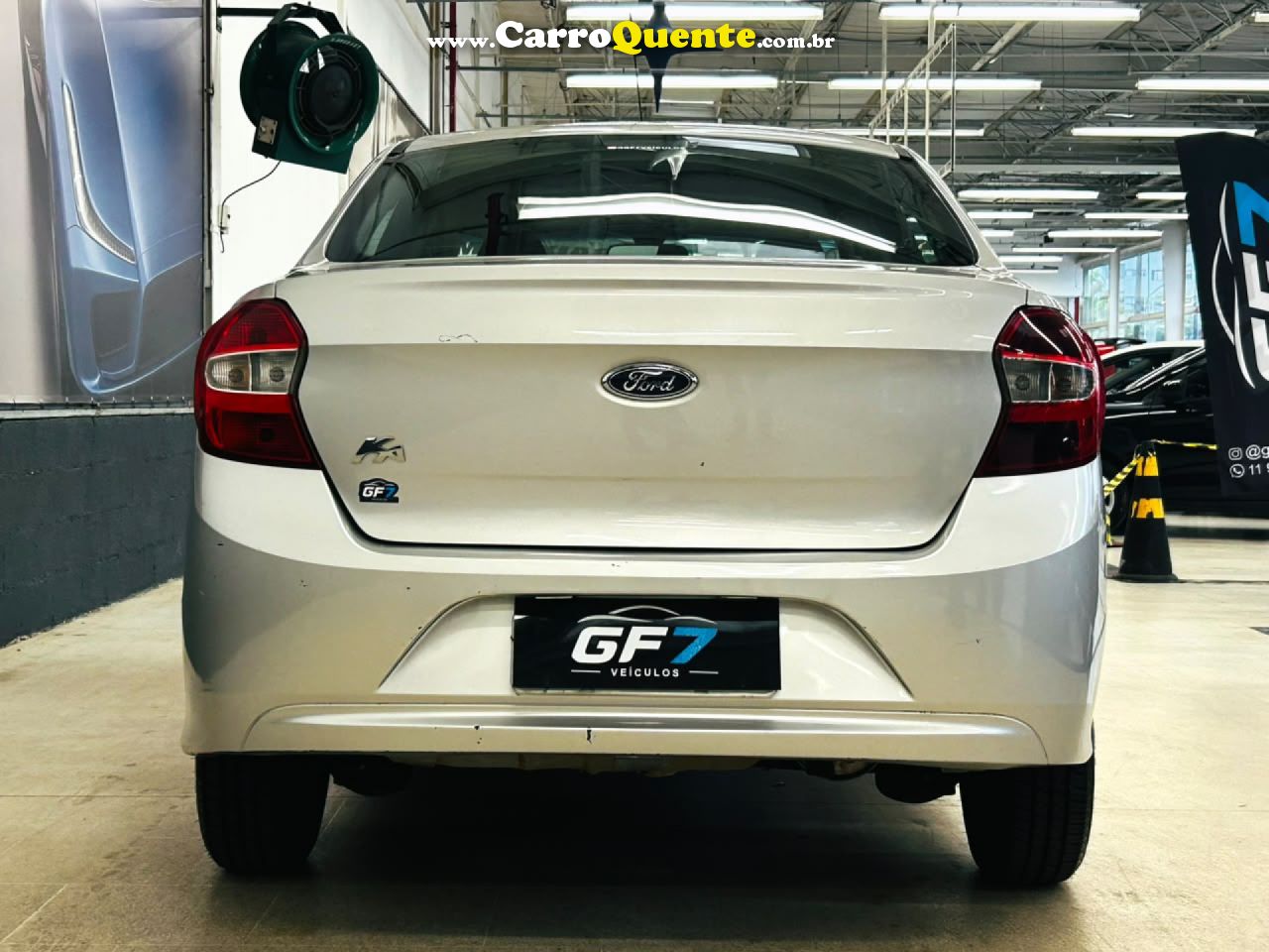 FORD   KA 1.5 SESE PLUS 16V FLEX 5P   PRATA 2018 1.5 FLEX - Loja