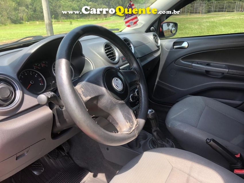 Volkswagen GOL 1.0 MI 8V FLEX 4P MANUAL G.IV - Loja