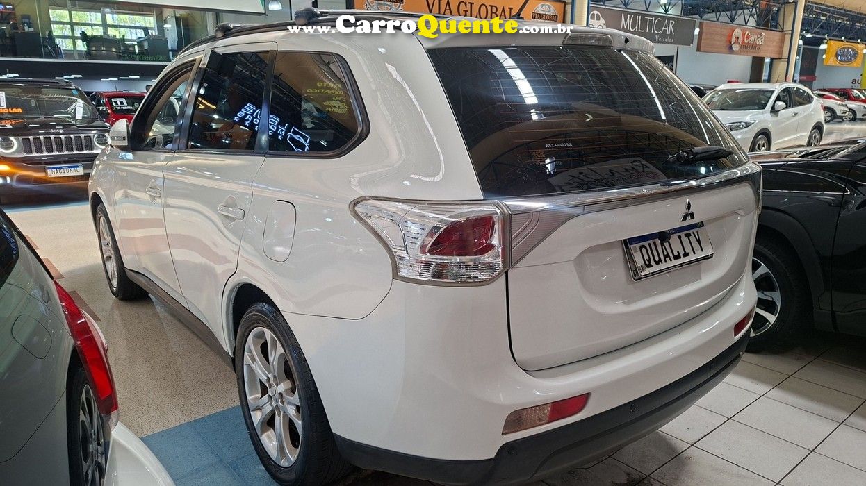 MITSUBISHI OUTLANDER 2.0 16V 2014 - Loja