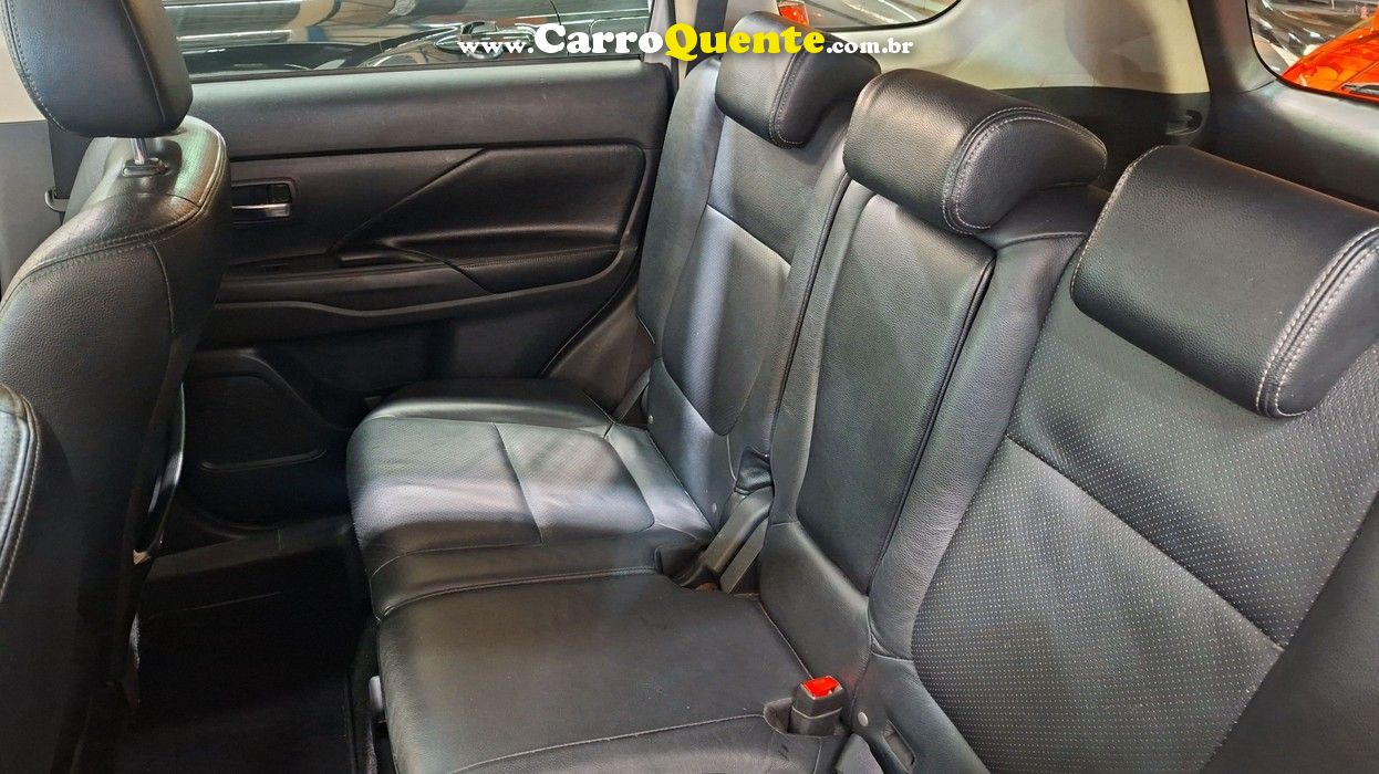 MITSUBISHI OUTLANDER 2.0 16V 2014 - Loja