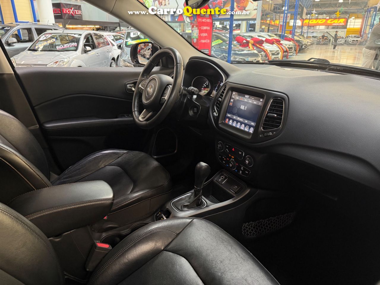 JEEP COMPASS 2.0 16V LONGITUDE 2018 - Loja