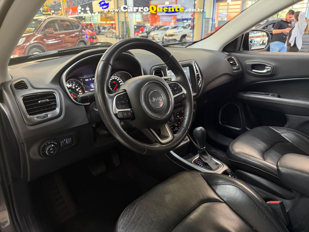 JEEP COMPASS 2.0 16V LONGITUDE 2018 - Loja