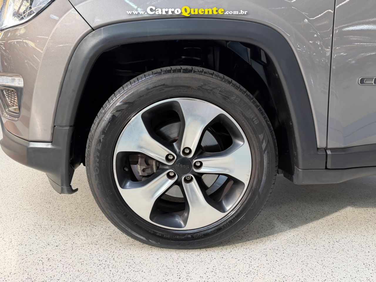 JEEP COMPASS 2.0 16V LONGITUDE 2018 - Loja