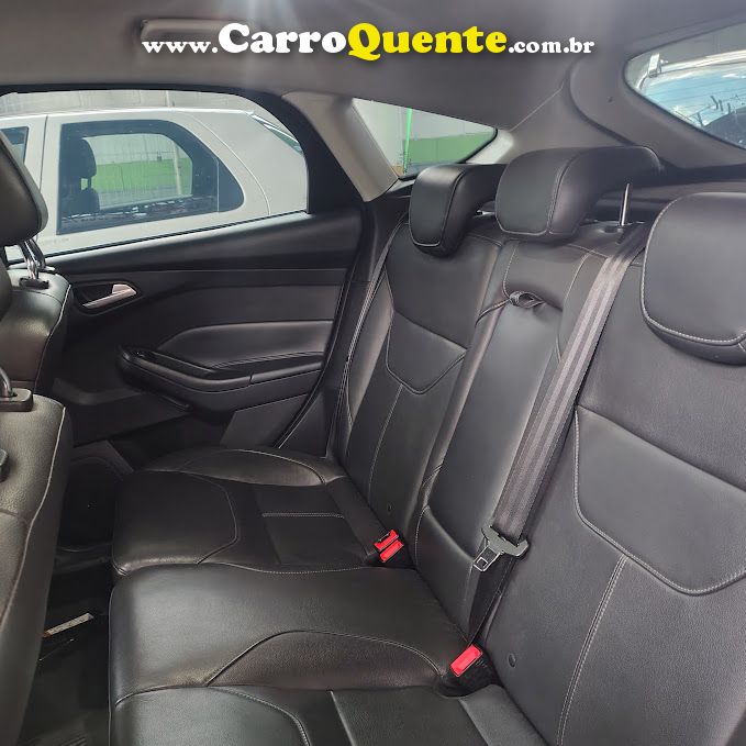 FORD FOCUS 2.0 TITANIUM PLUS SEDAN 16V 2016 - Loja