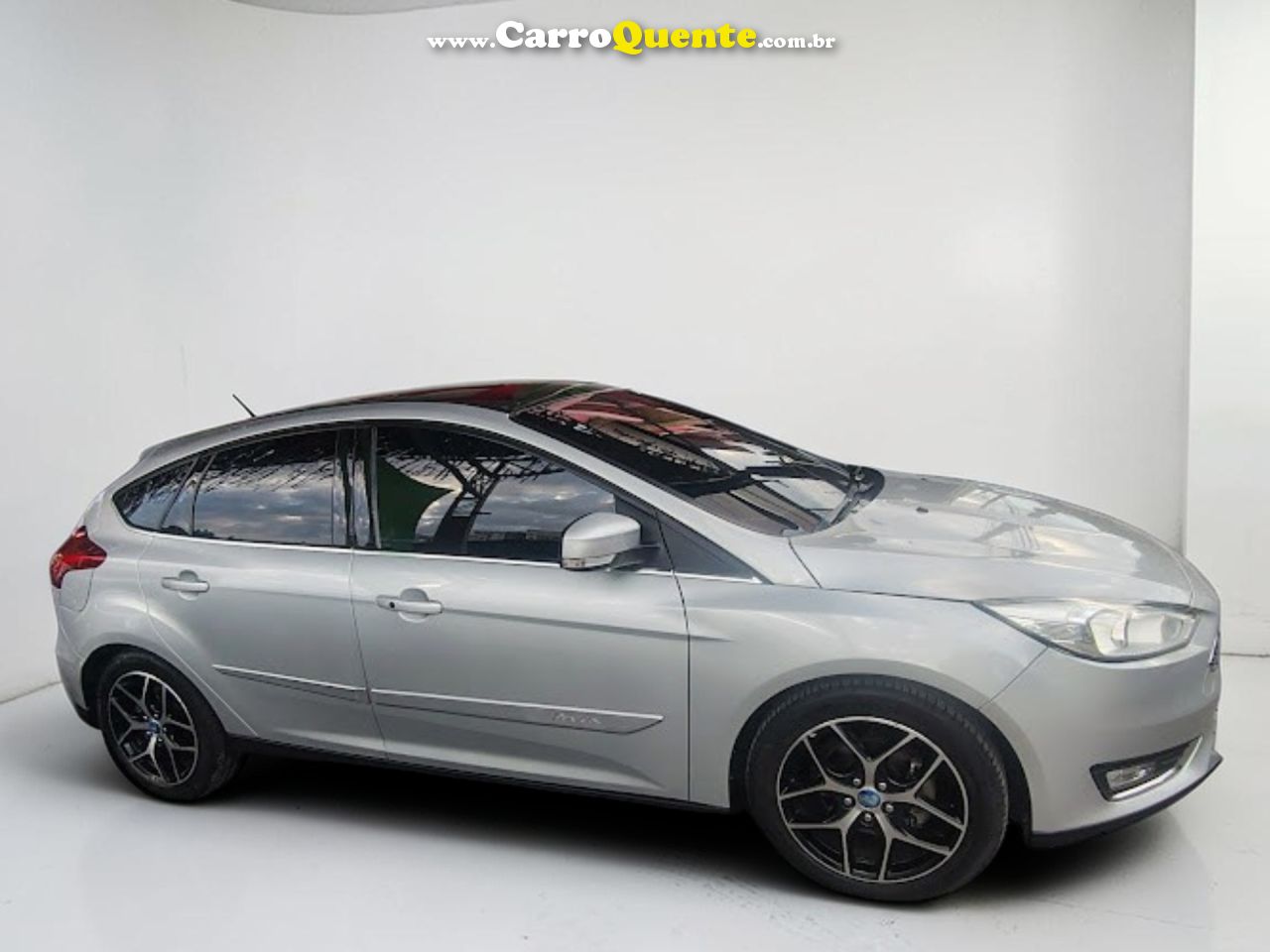 FORD FOCUS 2.0 TITANIUM PLUS SEDAN 16V 2016 - Loja