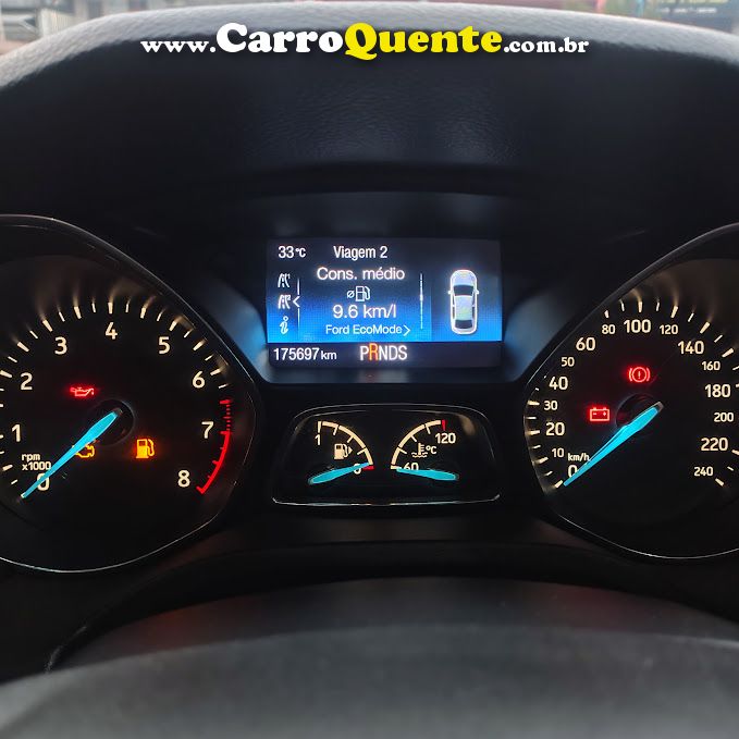 FORD FOCUS 2.0 TITANIUM PLUS SEDAN 16V 2016 - Loja