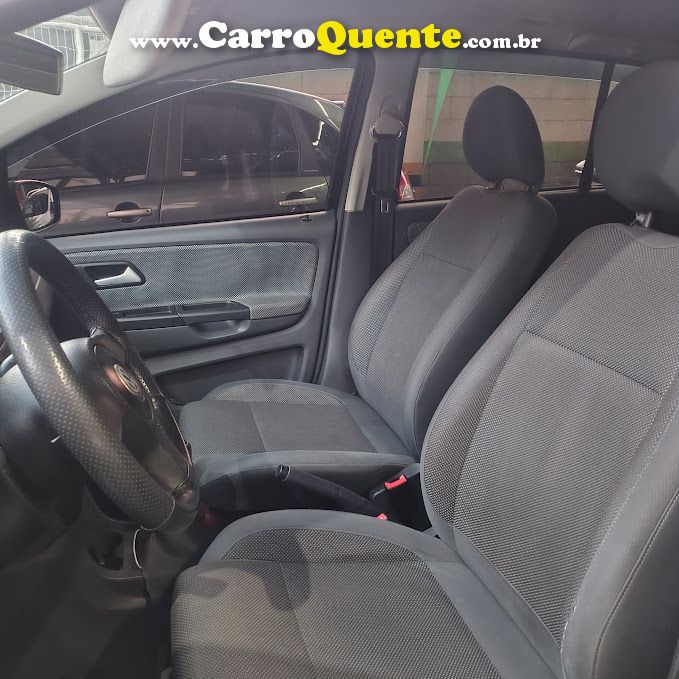 VOLKSWAGEN FOX 1.6 MI 8V 2011 - Loja