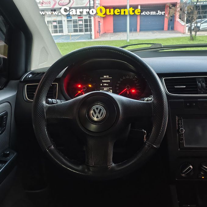 VOLKSWAGEN FOX 1.6 MI 8V 2011 - Loja