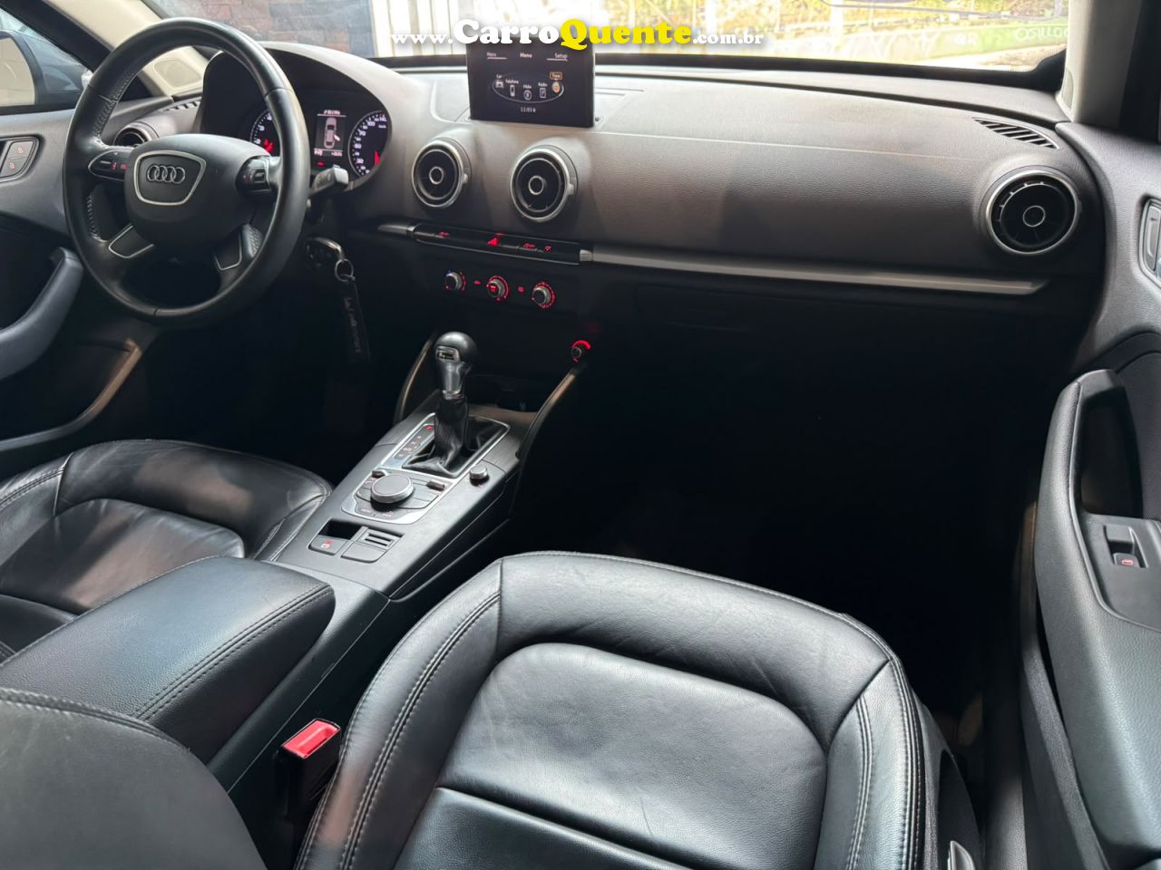 AUDI A3 1.4 TFSI SEDAN ATTRACTION 16V 2016 - Loja