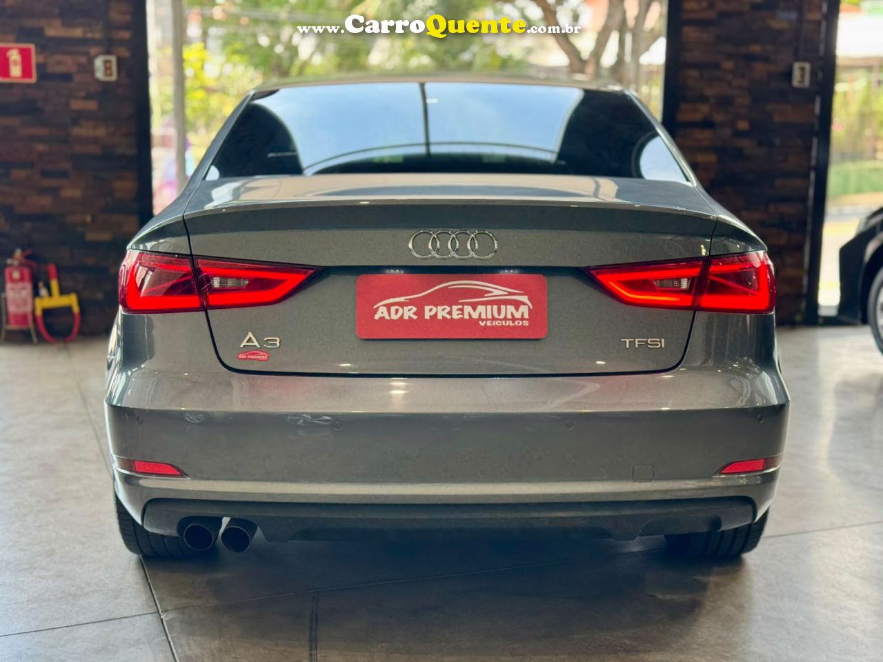 AUDI A3 1.4 TFSI SEDAN ATTRACTION 16V 2016 - Loja