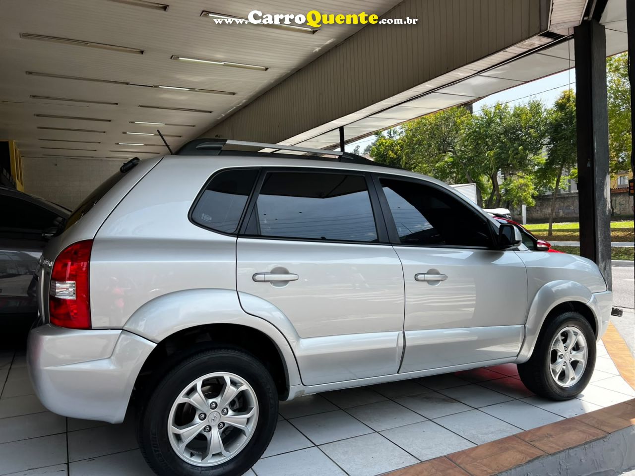 HYUNDAI TUCSON 2.0 MPFI GLS 16V 143CV 2WD 2015 - Loja