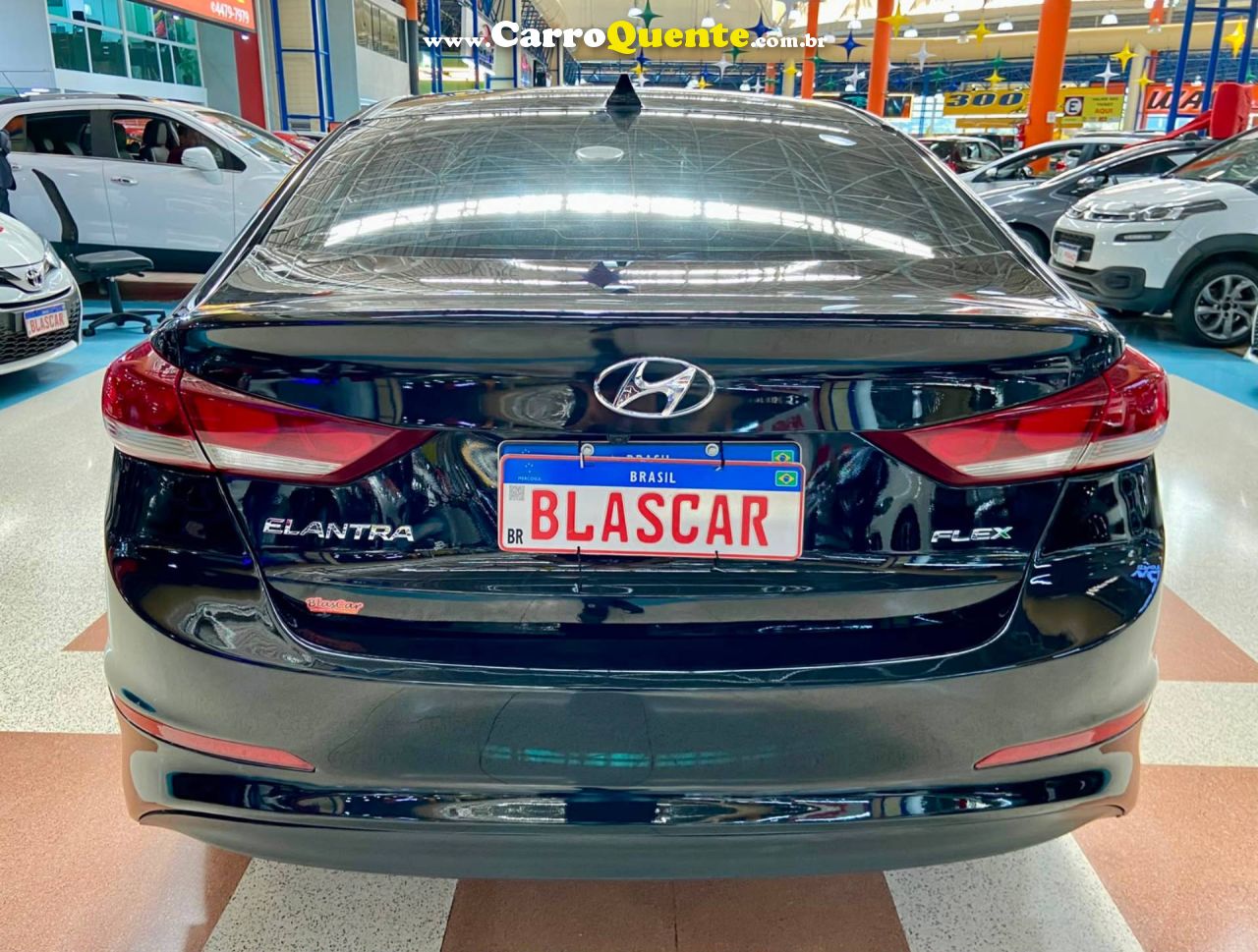 HYUNDAI ELANTRA 2.0 16V 2018 - Loja