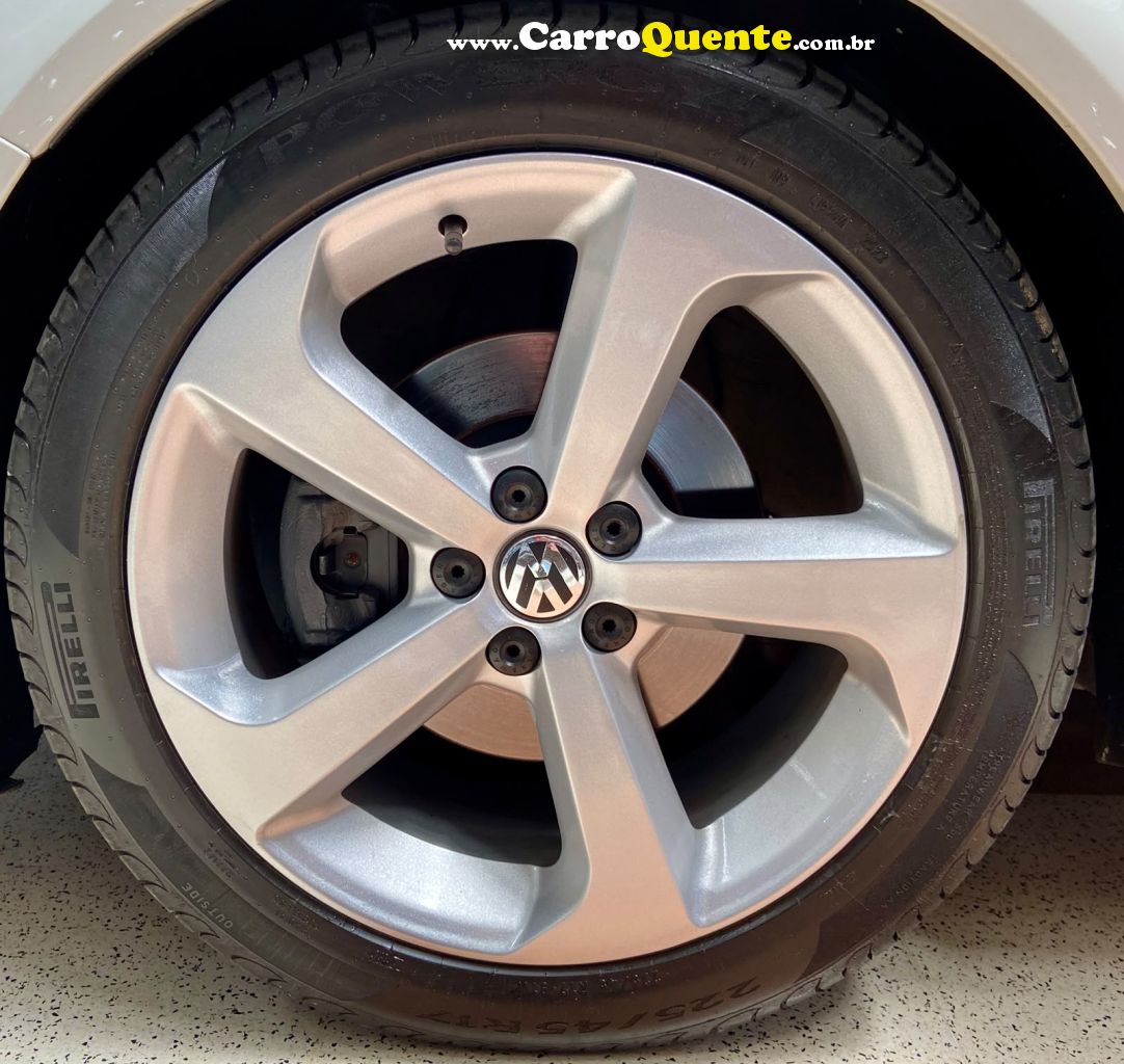 VOLKSWAGEN GOLF 2.0 MI SPORTLINE 8V 2013 - Loja