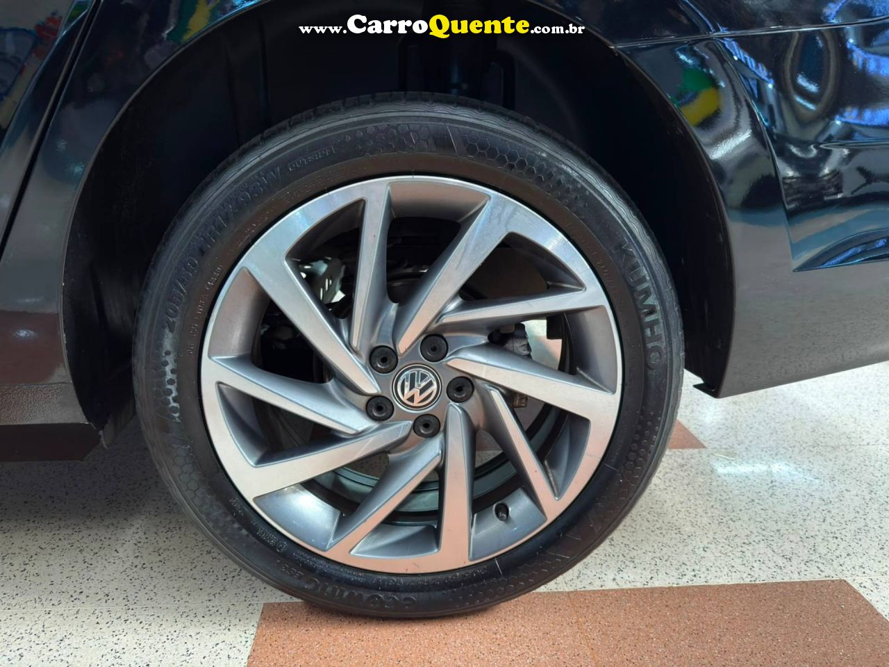 VOLKSWAGEN VIRTUS 1.0 200 TSI HIGHLINE 2020 - Loja