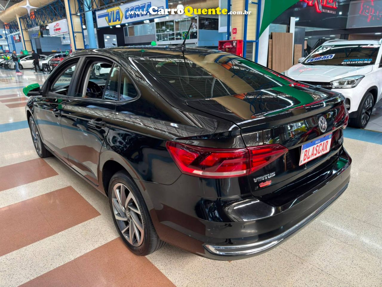 VOLKSWAGEN VIRTUS 1.0 200 TSI HIGHLINE 2020 - Loja