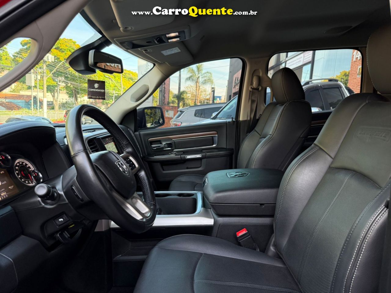 RAM   CLASSIC LARAMIE NIGHT ED. 5.7 4X4 AUT.   PRETO 2023 5.7 GASOLINA - Loja