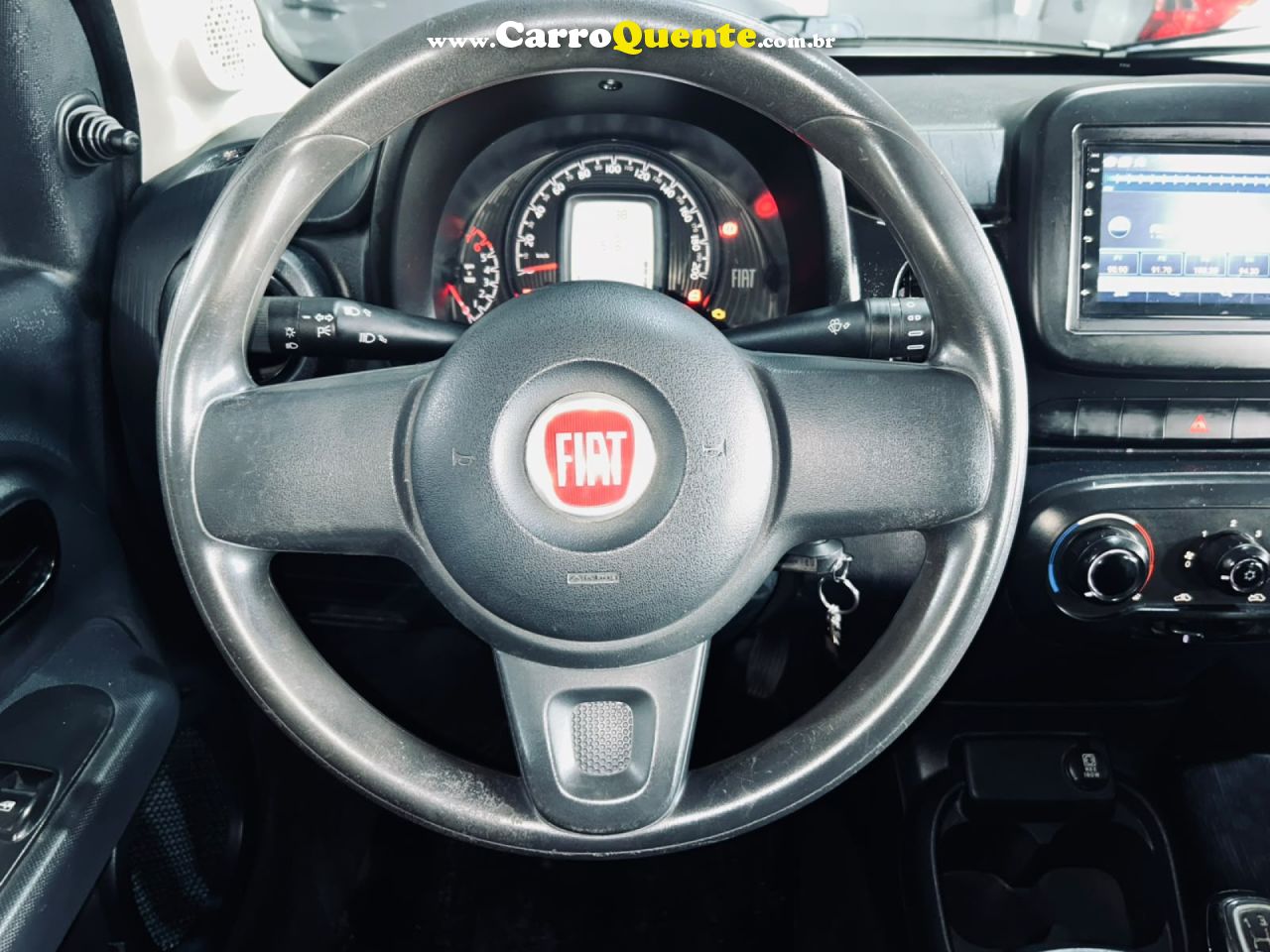 FIAT   MOBI LIKE 1.0 FIRE FLEX 5P.   PRATA 2019 1.0 FLEX - Loja