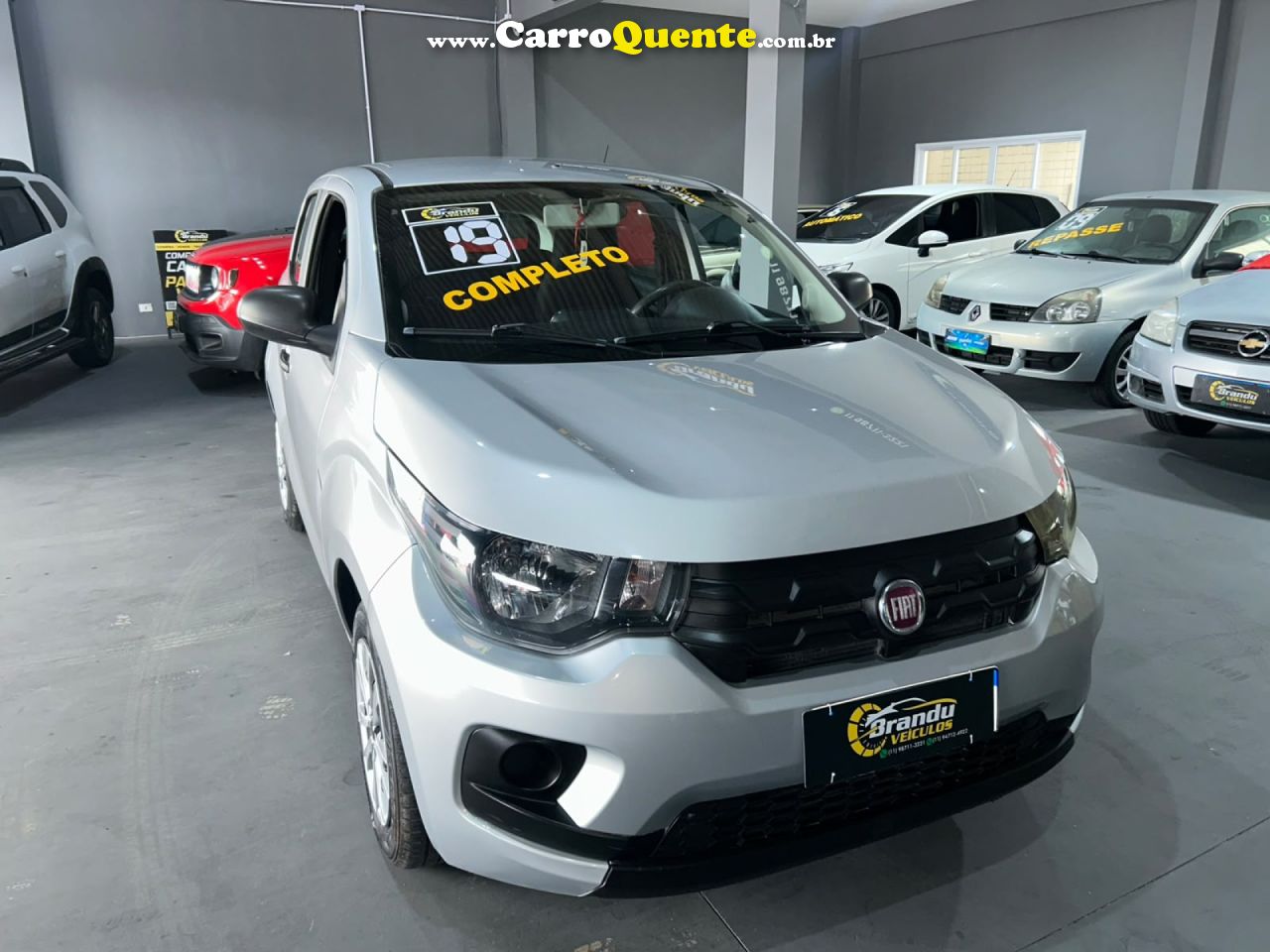 FIAT   MOBI LIKE 1.0 FIRE FLEX 5P.   PRATA 2019 1.0 FLEX - Loja