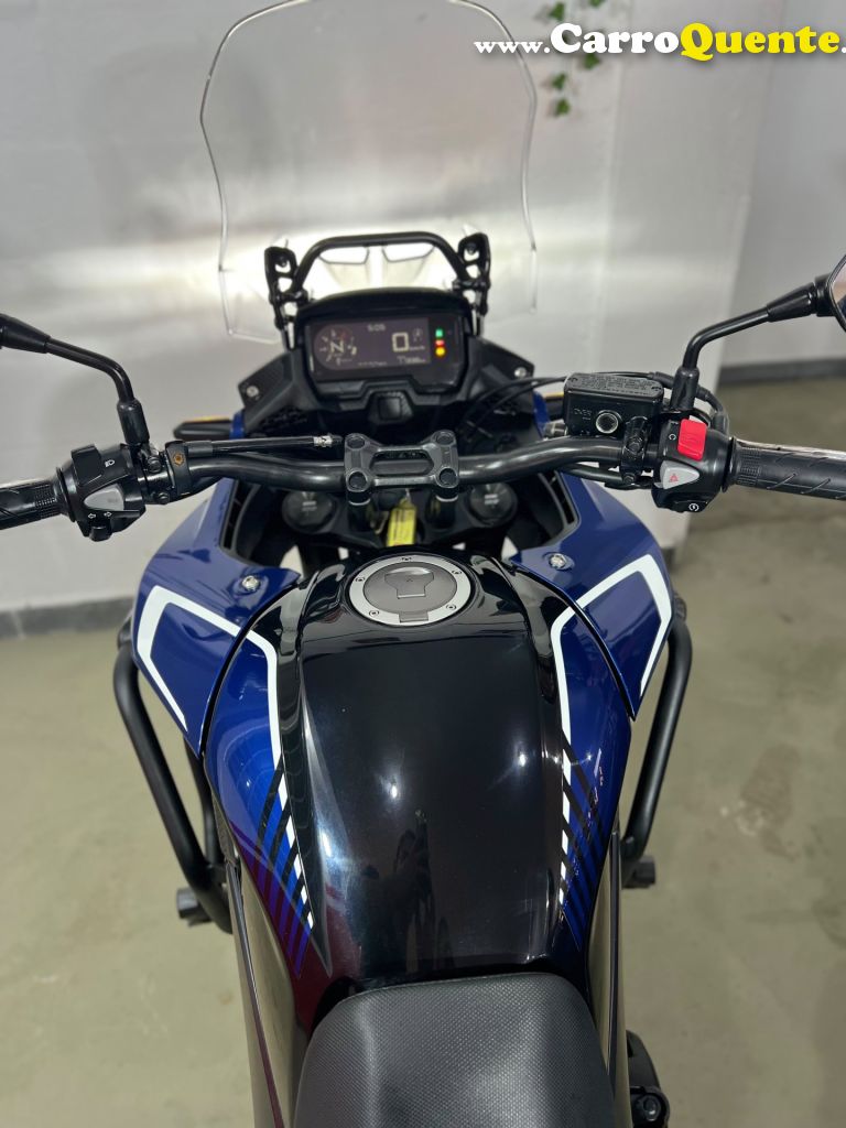 HONDA   CB 500X   AZUL 2024 500 GASOLINA - Loja
