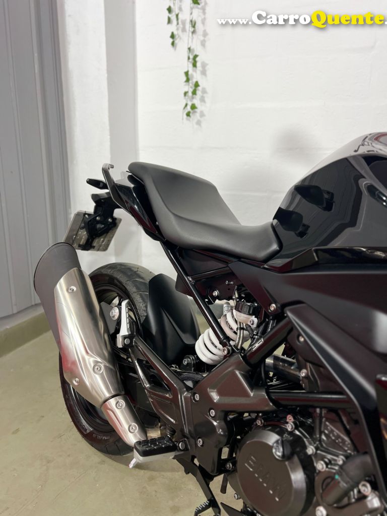 BMW   G310R   PRETO 2022 310 GASOLINA - Loja