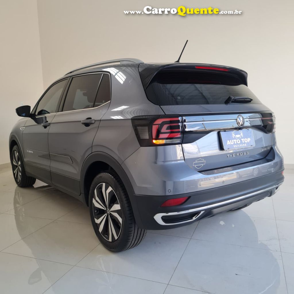 VOLKSWAGEN   T-CROSS HIG. 250 TSI 1.4 FLEX 16V 5P AUT   CINZA 2023 1.4 FLEX - Loja