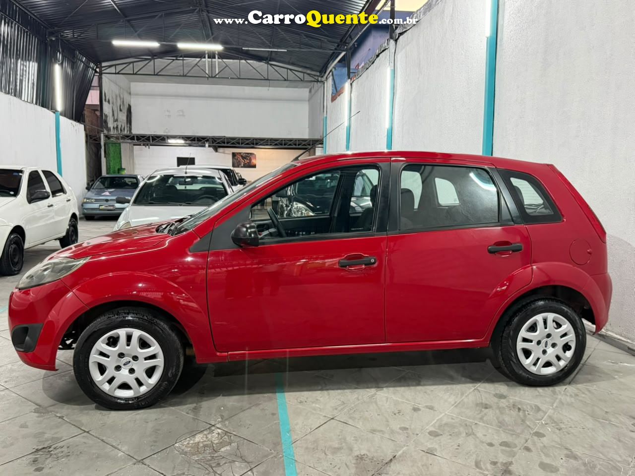 FORD   FIESTA 1.0 8V FLEXCLASS 1.0 8V FLEX 5P   VERMELHO 2013 1.0 FLEX - Loja
